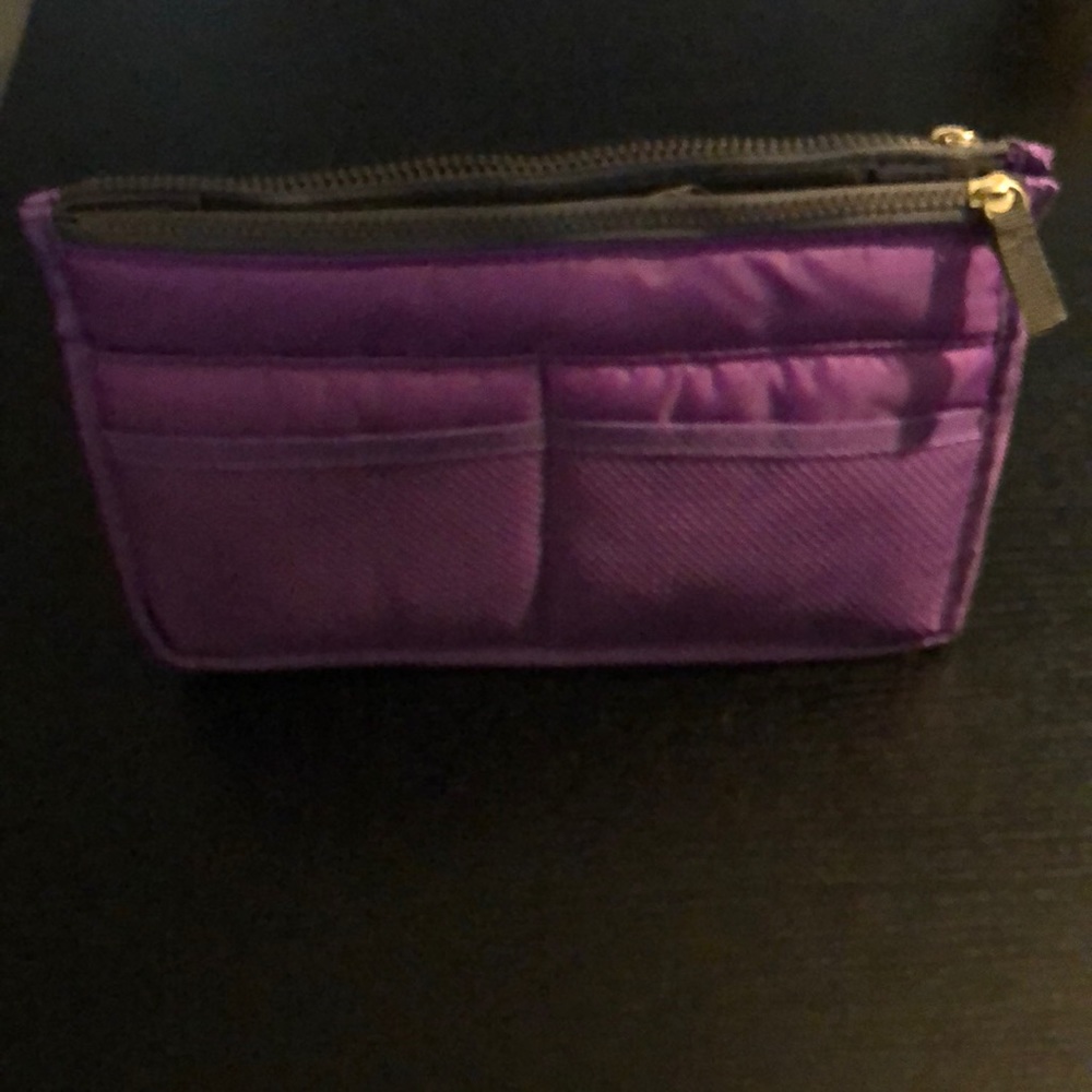 Cosmetic bag